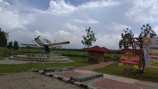 Saung Taman Budiarto ( Stb ) Resto&Cafe 6