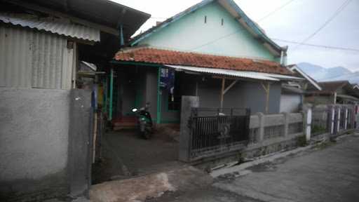 Warung Seblak Aneka Jajanan.Teh Ucu 3