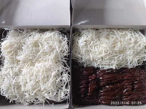 Kue Balok Legenda Sindanglaut 8