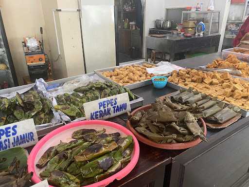 Rm. Barokah (Aneka Pepes) 10