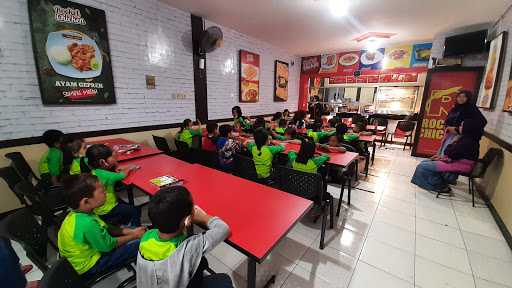 Rocket Chicken Sindanglaut 3