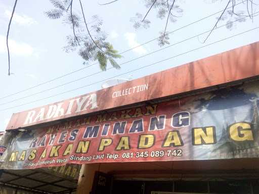 Rumah Makan Rahes Minang Masakan Padang 9