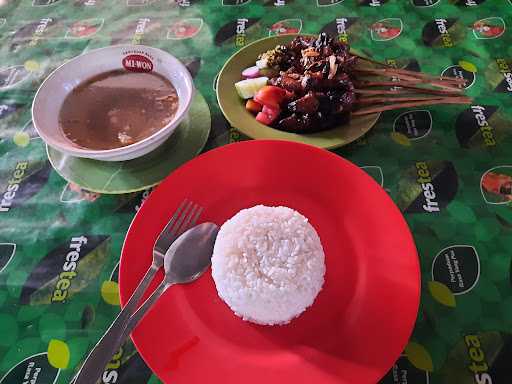 Rumah Makan Sate Idola Singaraja 3