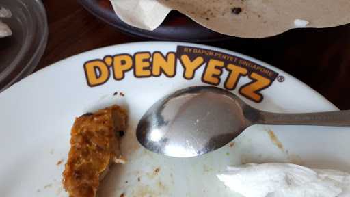 D'Penyetz 4