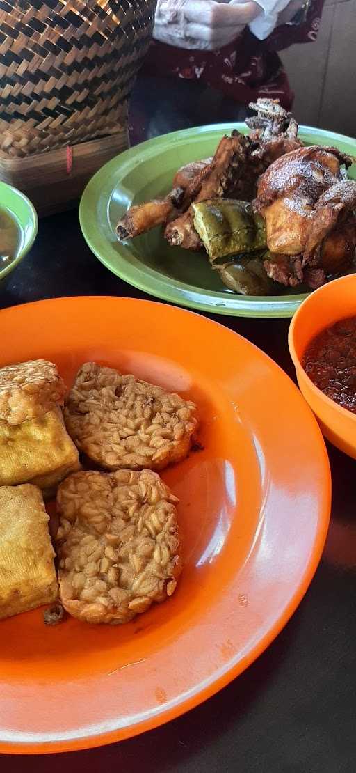 Ayam Goreng Pak Nanang 3