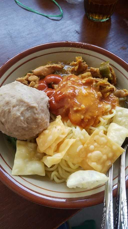 Mie Ayam & Mie Baso Saerah 3 8