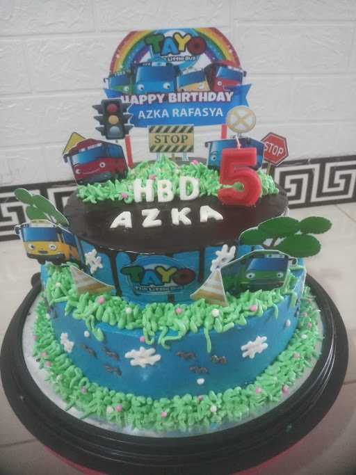 Fans Family Cake 2