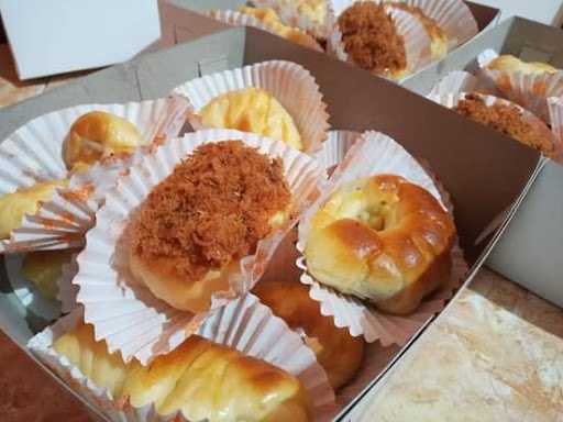 Rahayu Bakery 4