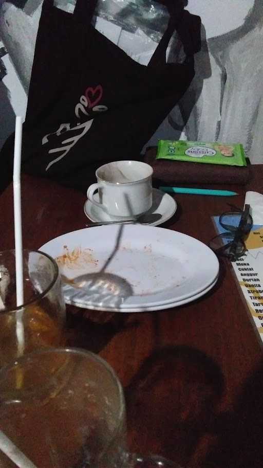 Kedai Gentong Susu & Kopi 6