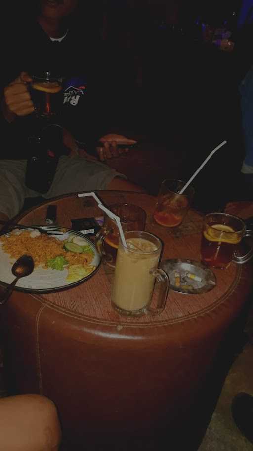 Kedai Gentong Susu & Kopi 2