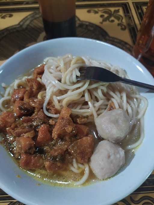 Mie Ayam & Bakso Bu Medi 10