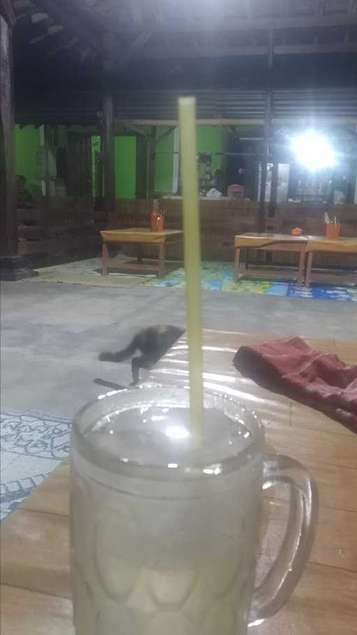 Mie Ayam Dan Soto Ayam Mbak Rini 1