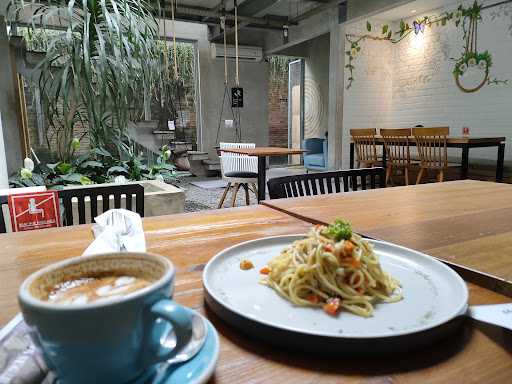 Marka Coffee & Kitchen 4