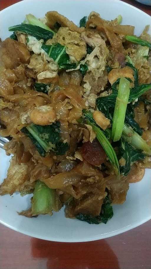 Kwetiaw Goreng Istimewa Ny. Boen 4