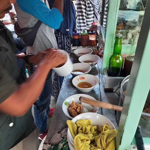 Bakso Patrol - Depan Alfamart Kliningan 10