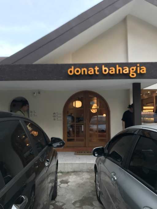 Donat Bahagia Maskumambang 1