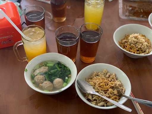 Mie Baso Akung 3