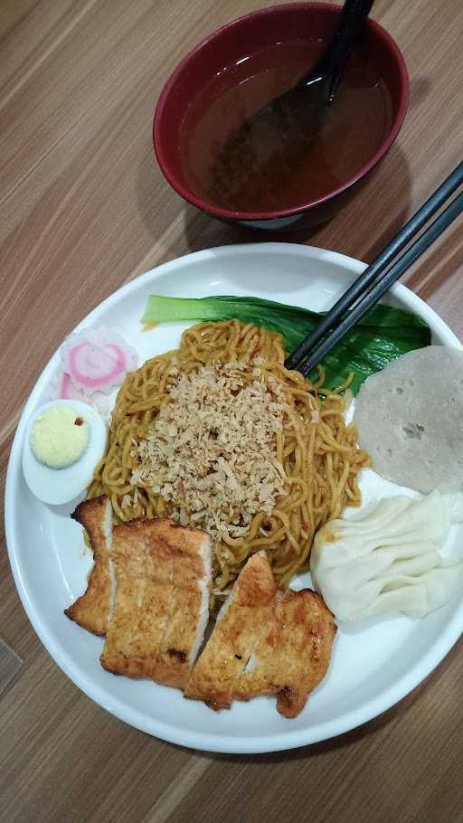 Ramen Bajuri Buah Batu 8