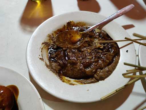 Sate Madura Maskumambang. Mas Nur 6