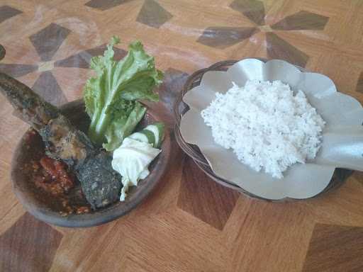 Pecel Lele Mang Agus 1