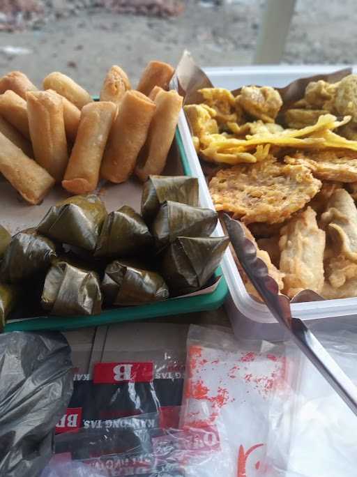 Nasi Uduk Kuning 3