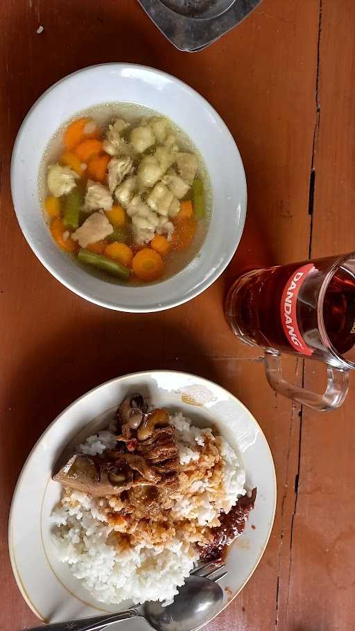 Nasi Kuning Anisa 1