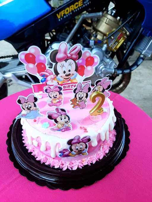 Mamake Cake'S 7