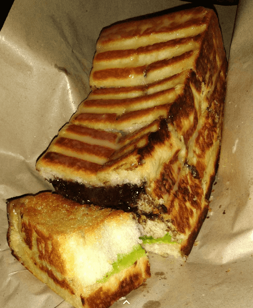 Roti Bakar Elisabeth 4