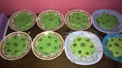 Dia Tradisional Cake 9