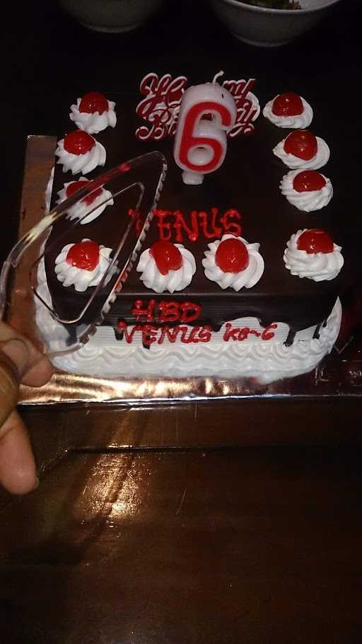 Venus Karaoke Executive 1