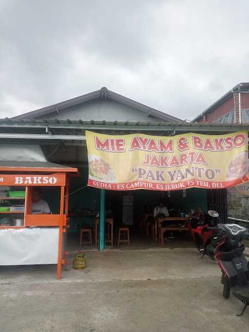 Mie Ayam Bakso Pak Yanto 5