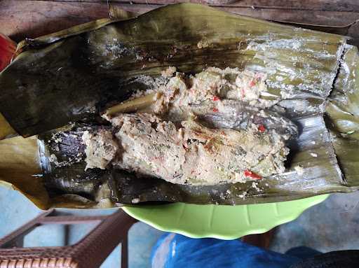 Warung Makan Wahyu Lereng Merangan 4