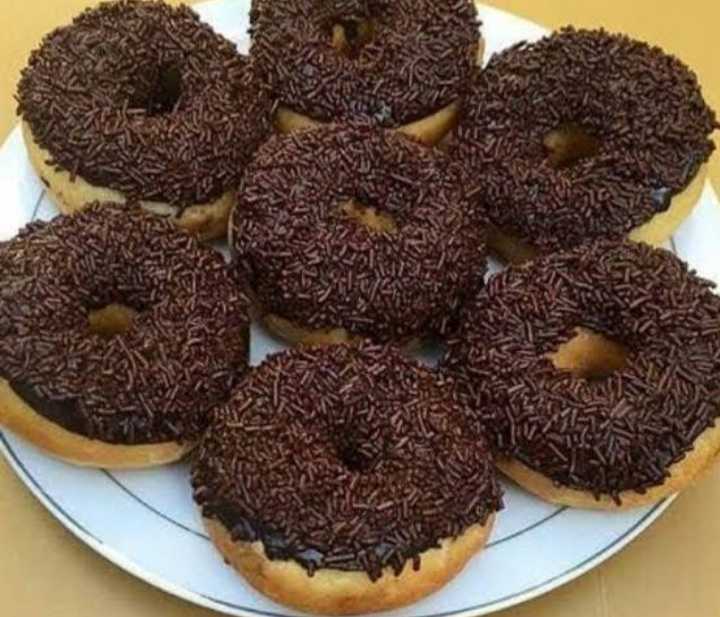 Donat B N N 9