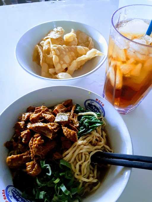 Mie Ayam Bakso Rawa Kalong 3