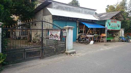 Nasi Uduk Ayam & Bebek Goreng 6