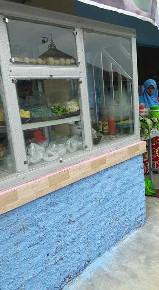 Bakso & Mie Ayam Rakyat Seuhah 9