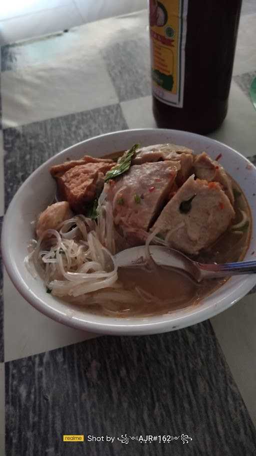 Saung Bakso Legowo 9