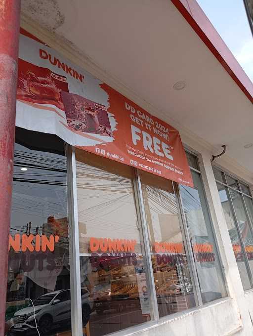 Dunkin' Donuts 3