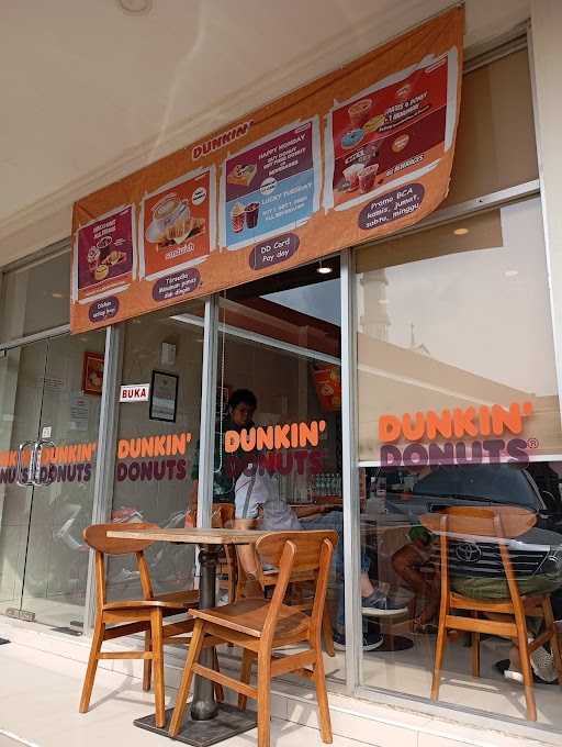 Dunkin' Donuts 2