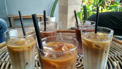 By Coffee Kiosk Bunga Merak 10