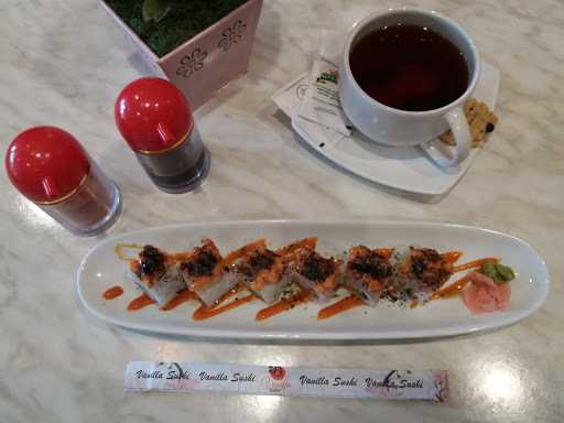 Vanilla Cafe & Sushi 1