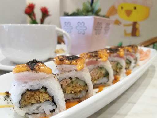 Vanilla Cafe & Sushi 8