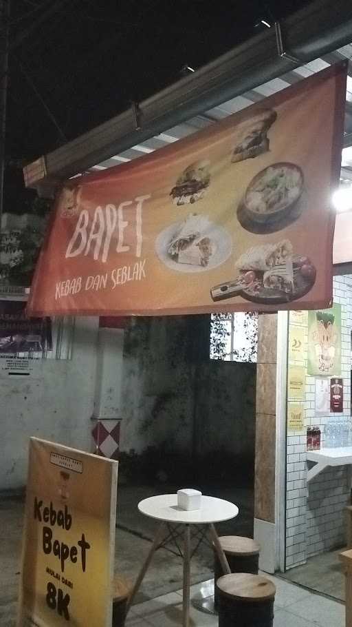 Bapet Kebab & Seblak 9