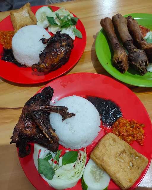 Bebek Trisno Mayjend Panjaitan 10