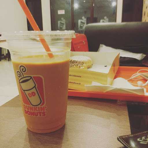 Dunkin' Donuts 2