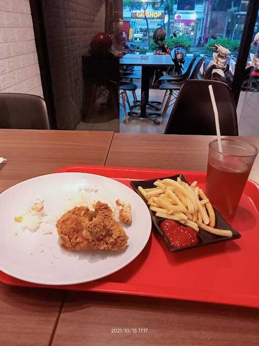 Gogo Fried Chicken Malang 4