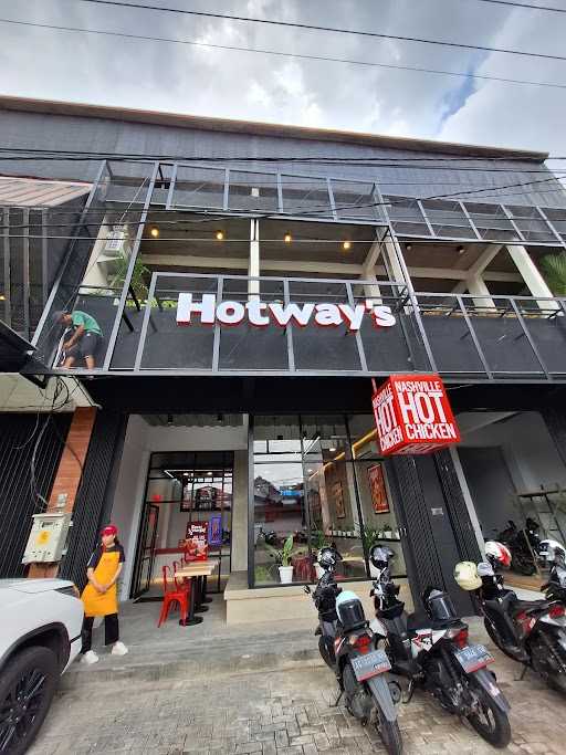 Hotway'S Chicken Malang Suhat 1