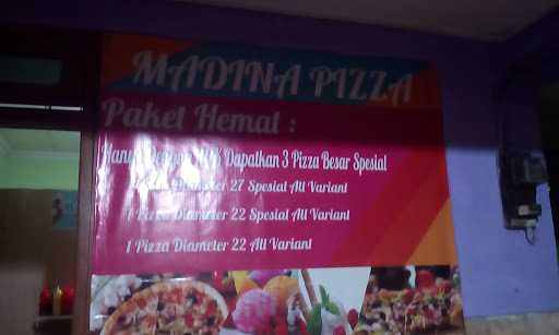 Madina Pizza 7