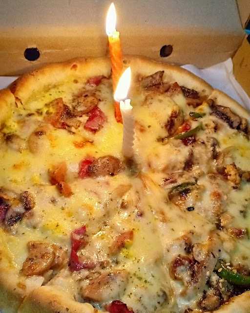 Pizza Combi Malang 3