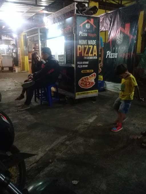 Pizza Nagih Malang 9